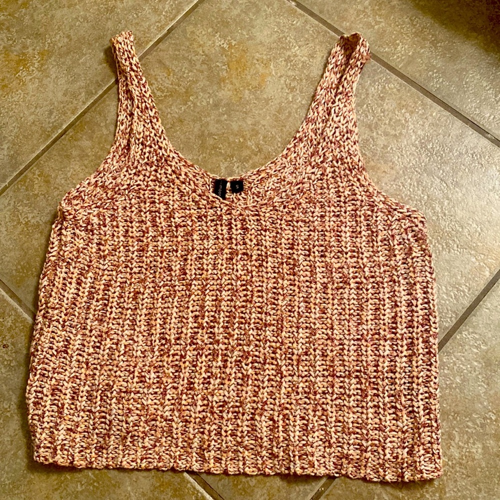 Moon and Madison Crochet crop top Size Small